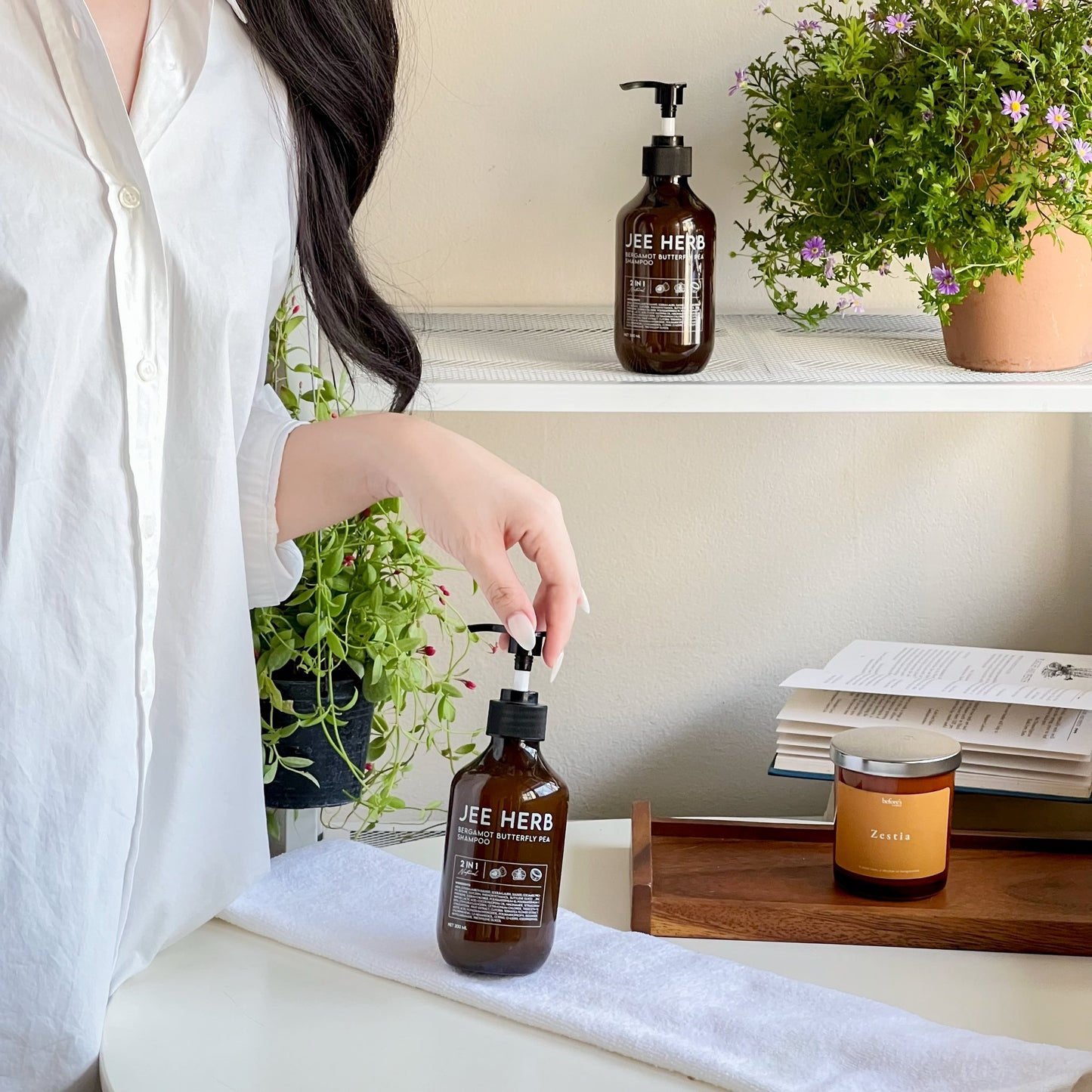 JEE HERB - BERGAMOT BUTTERFLY PEA SHAMPOO