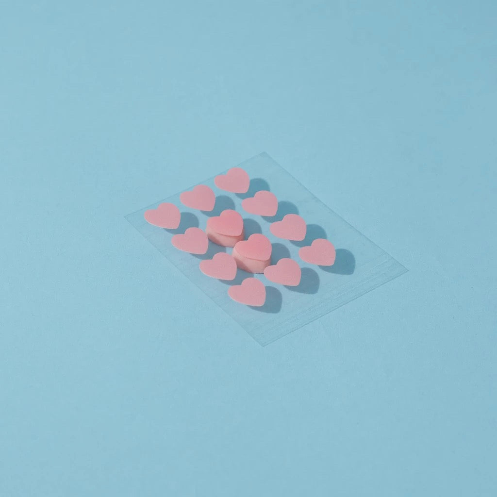 GRRR ACNE PATCHES : ACNES ARE COOL ( HEART BREAKER)